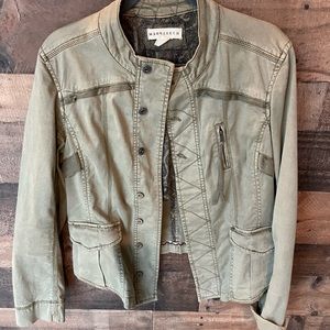 Army green bomber jacket with detailed lining